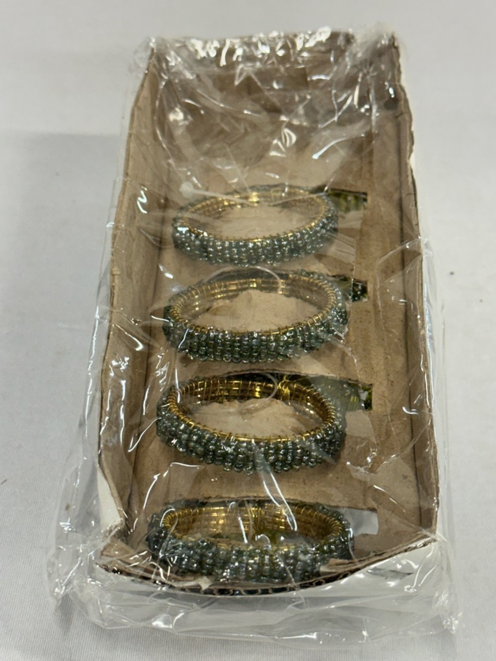 Kim Seybert NYC Napkin Rings (set of 4) - Picture 2 of 7
